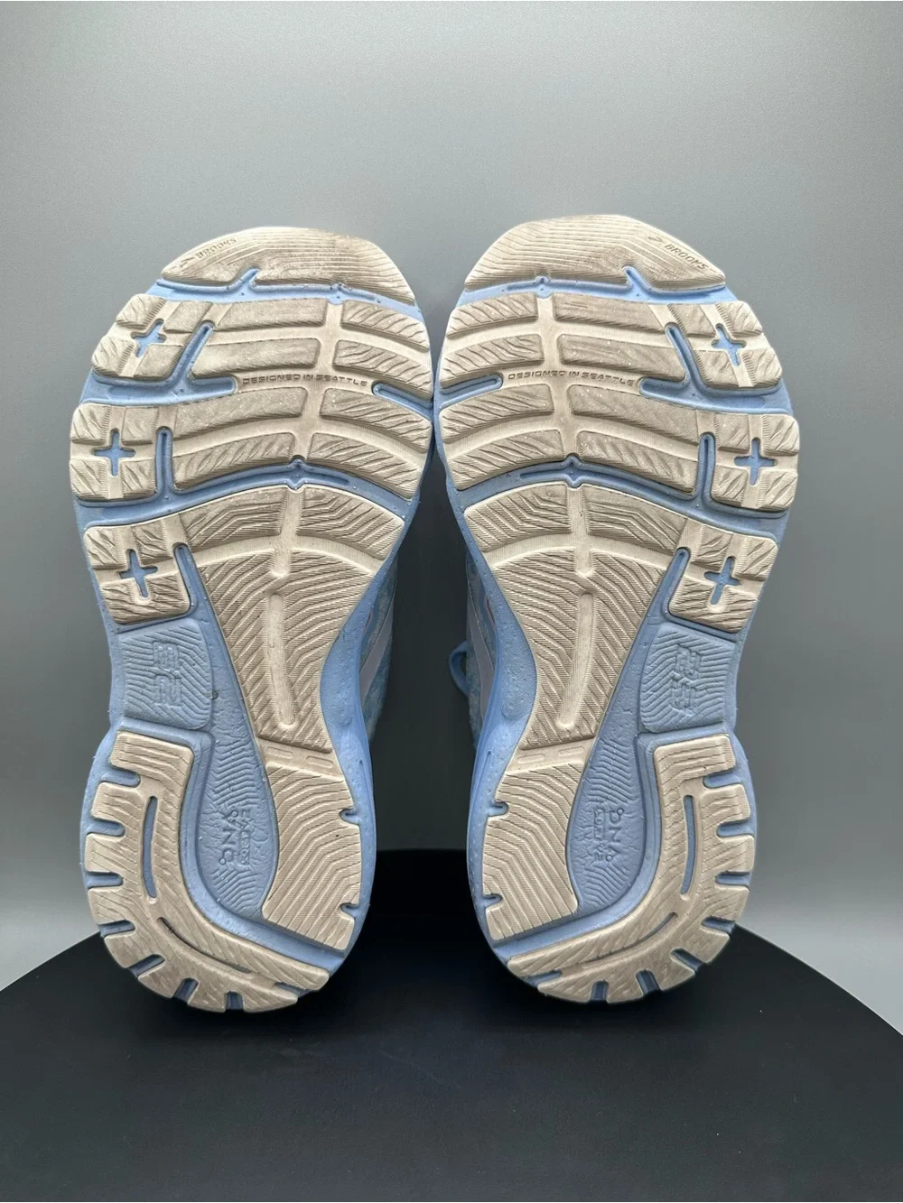 Brooks Adrenaline GTS 23 Running Sneakers Womens 7 B Light Blue Cloud Marble